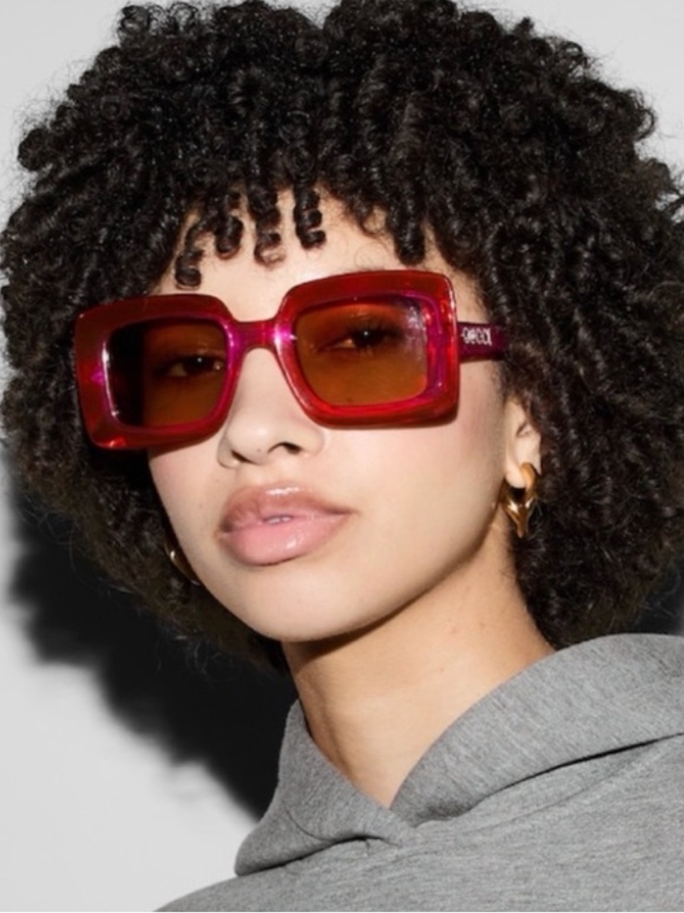 Excluded Gucci Sunglasses, New 340 - Picture 15 of 16